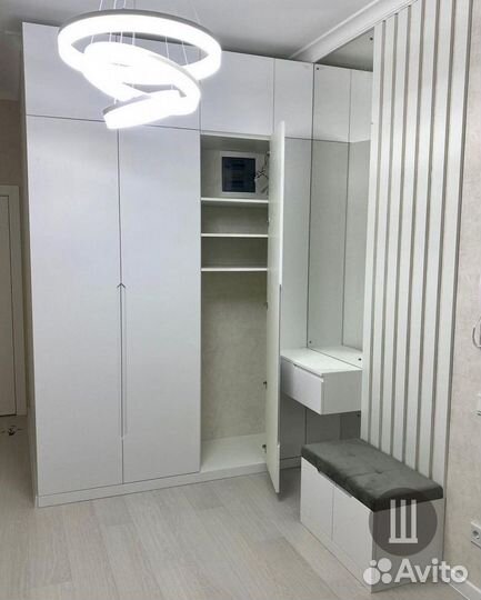 Шкаф в прихожую