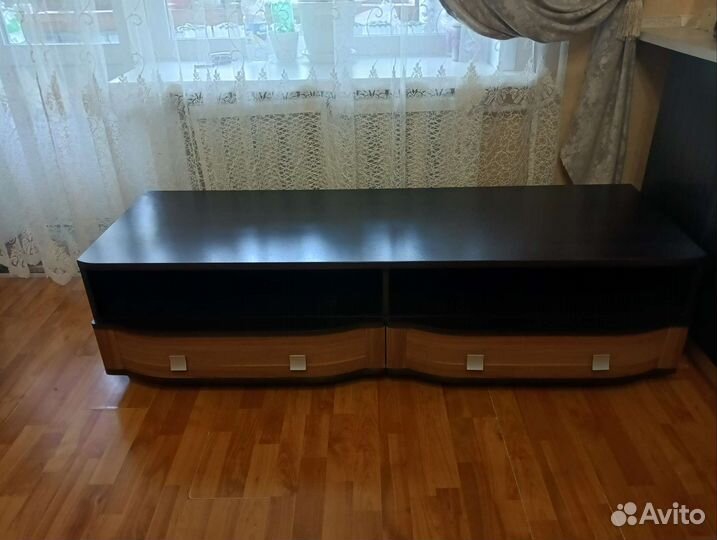 Тумба под телевизор бу