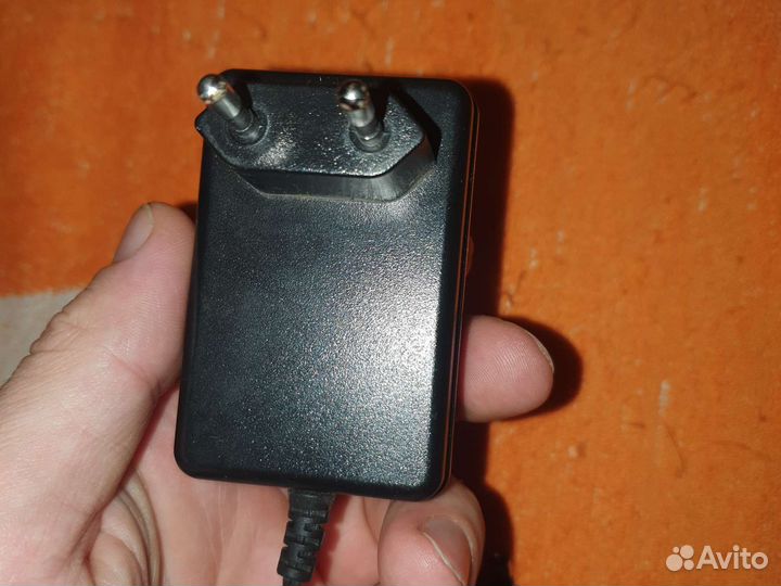 Блок питания 12v 1.5А