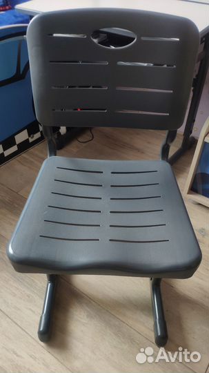 Регулируемая парта 1-5 класс (растущая) и стул