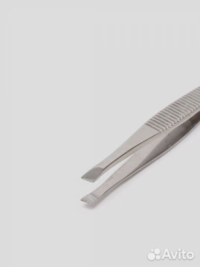 Пинцет для бровей Sabbi Т07