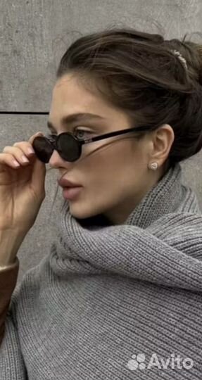 Солнцезащитные очки miu miu