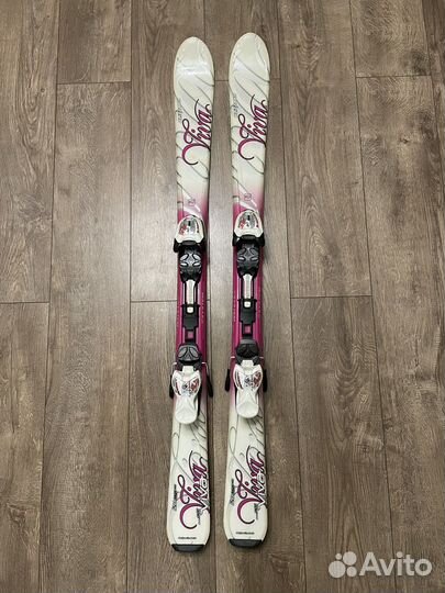 Комплект: горные лыжи, палки, ботинки