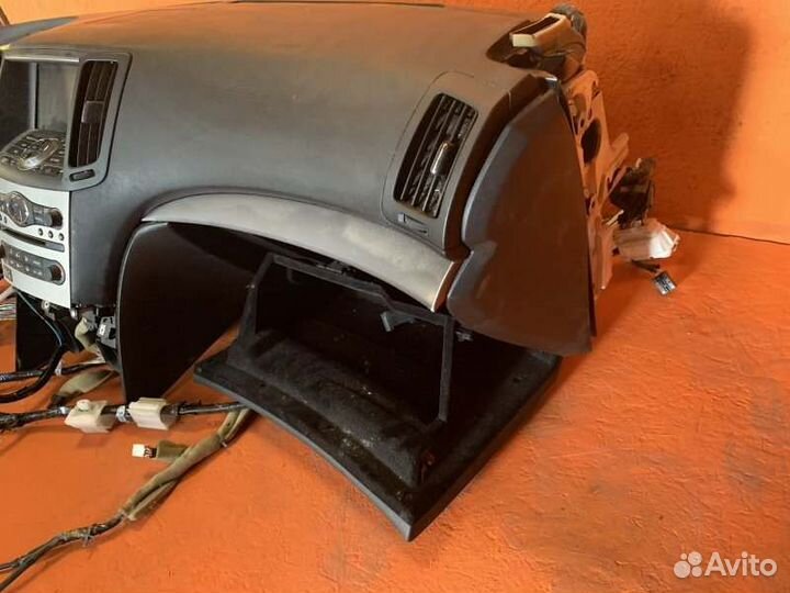 Панель передняя (торпедо) Infiniti G37 V36 3.7