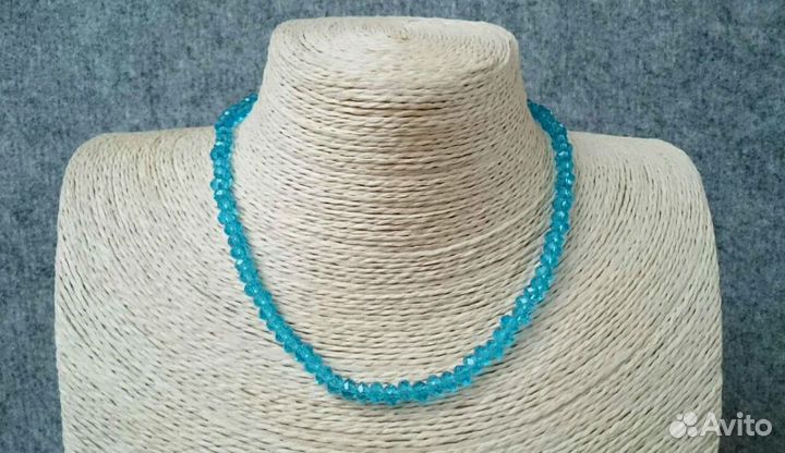 Бусы из стеклянных граненых бусин