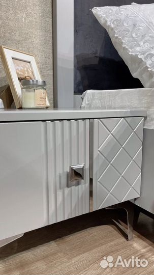 Спальный гарнитур 3 дверный серый