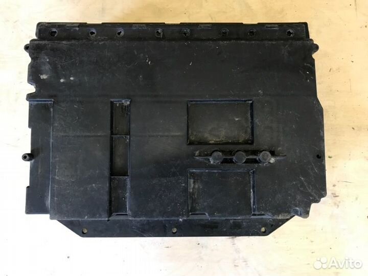 Ниша аккумулятора Bmw X5 E53 M62B44 2003