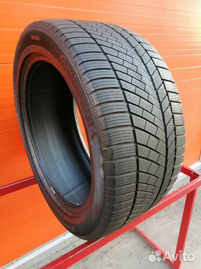 Continental ContiWinterContact TS 830 P 305/40 R20 111L