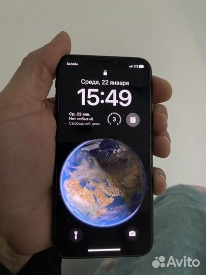 iPhone X, 64 ГБ
