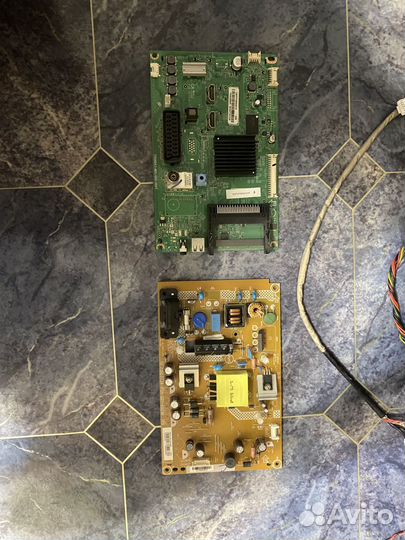 Майн плата от телевизора philips 32 pnt4201/60