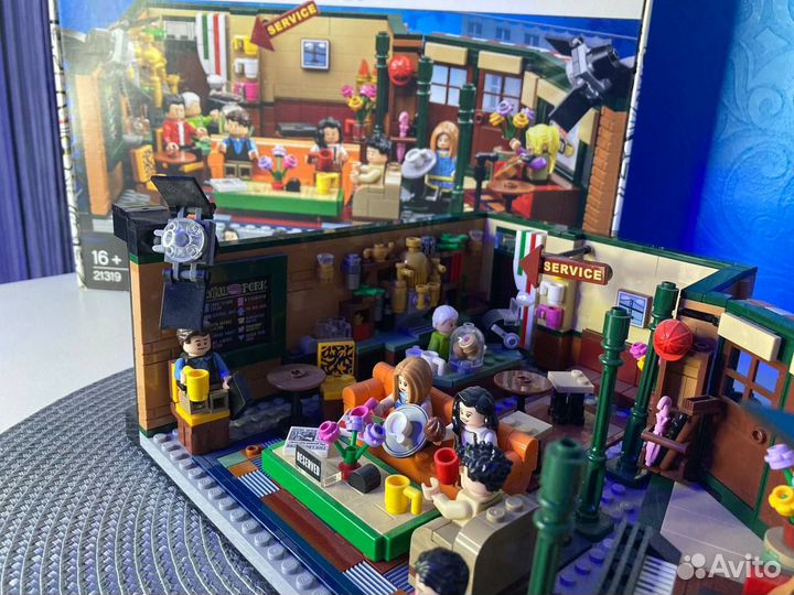 Лего сериал Друзья оригинал (идеальное состояние)