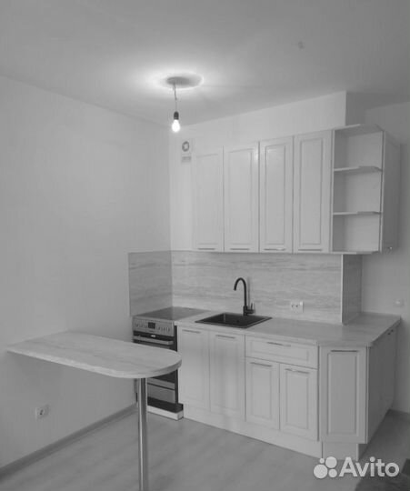 Кухонный гарнитур белый