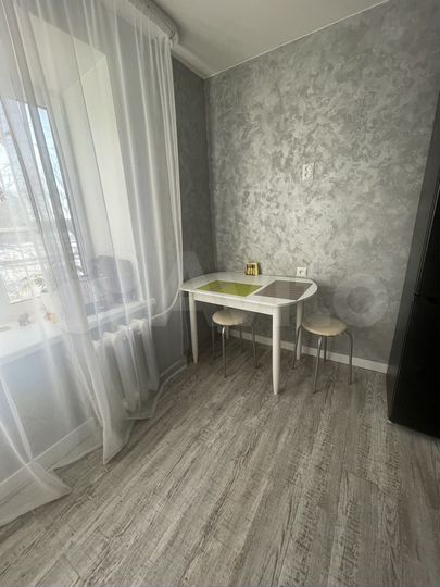 2-к. квартира, 47 м², 1/4 эт.