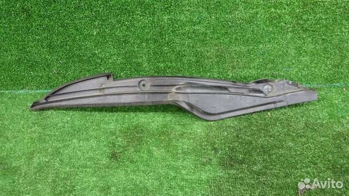 Пыльник крыла передний левый Toyota Premio ZZT240