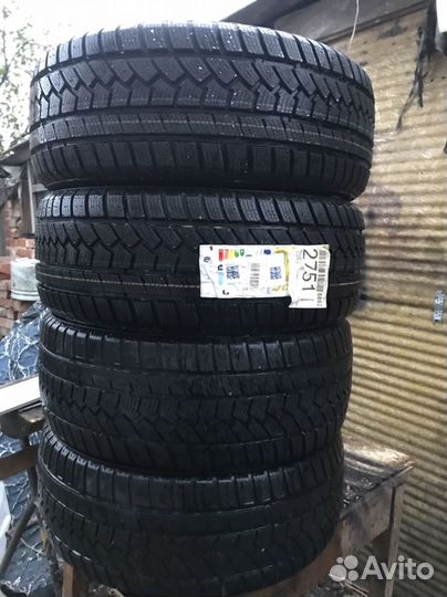 Ovation W-586 235/45 R18