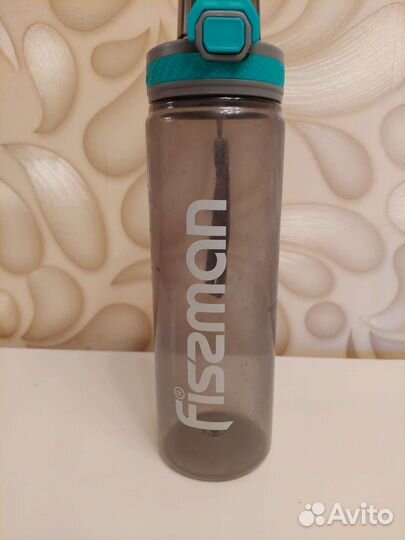 Спортивная бутылочка для воды