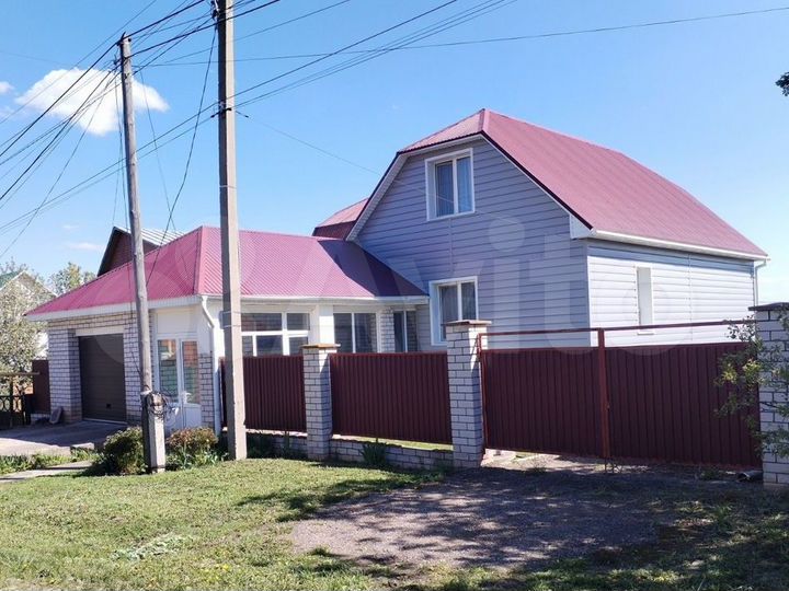 Дом 245 м² на участке 10,3 сот.