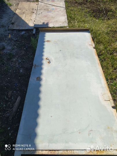 Продам дверь железную