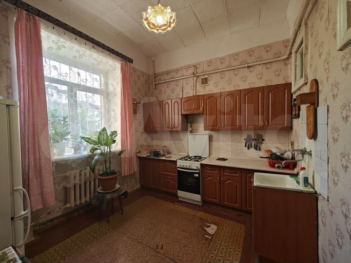 4-к. квартира, 97 м², 1/6 эт.