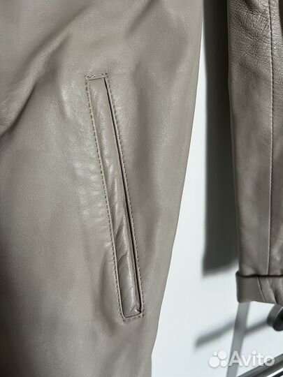 Плащ кожаный женский 44