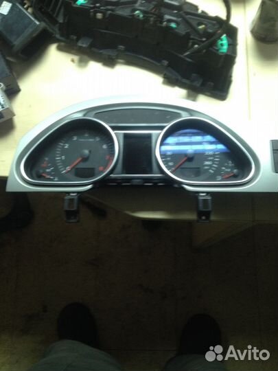 Щиток приборов Audi Q7 2007г.в