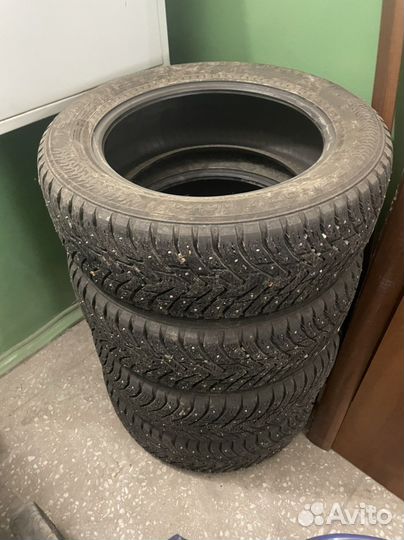 Nokian Tyres Hakkapeliitta 8 SUV 215/60 R17 100T