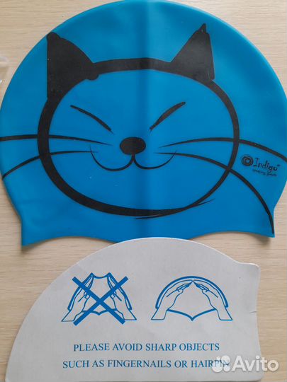 Очки и шапочка для плавания