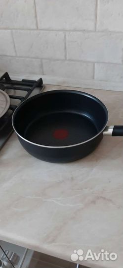 Сковорода - сотейник tefal новая с крышкой