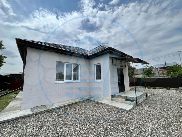 Дом 145,5 м² на участке 7,4 сот.