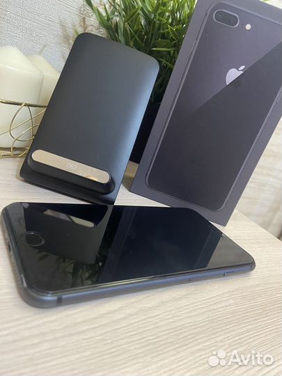 iPhone 8 plus 64 gb