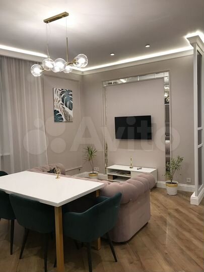 3-к. квартира, 94 м², 4/8 эт.
