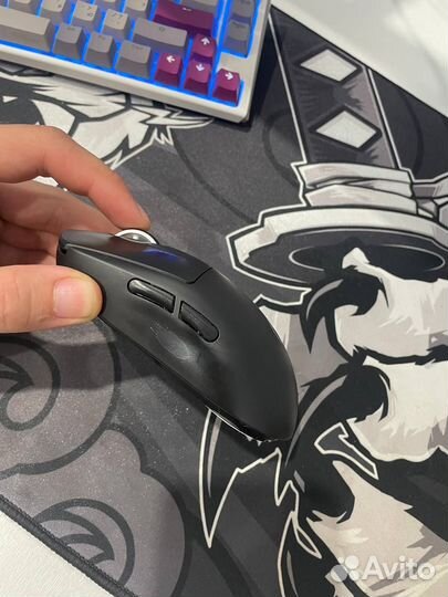 Игровая мышь Logitech PRO X Superlight