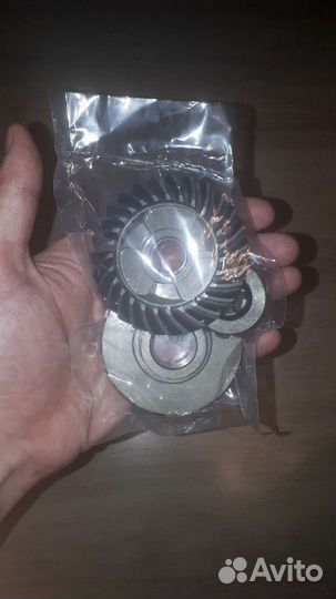 Шестерни редуктора на ямаха 30л.с 2 такта