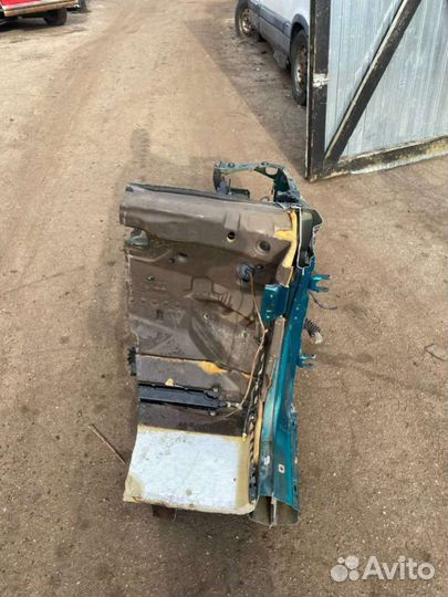 Четверть передняя правая Citroen C5 1 2003