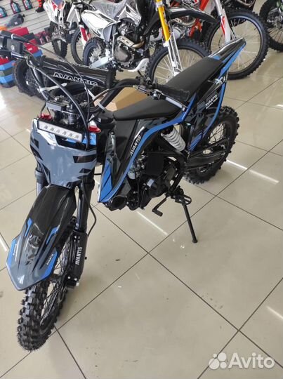 Питбайк Avantis KT-125E Classic 17/14 (2022 г)