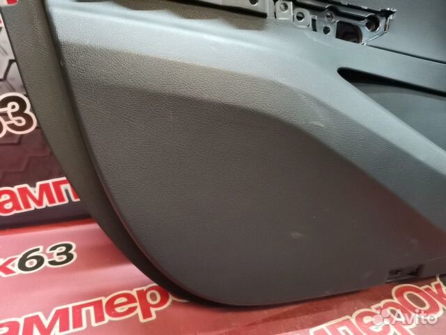 Обшивка двери Mercedes-Benz GLE-Class W167