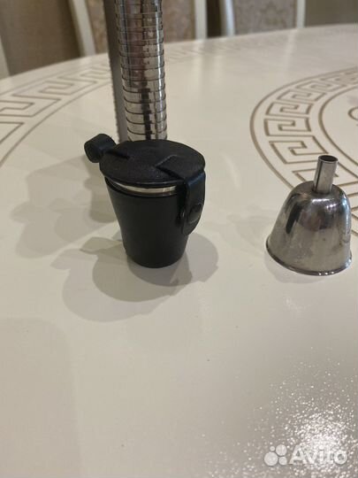 Фляжка со стопками