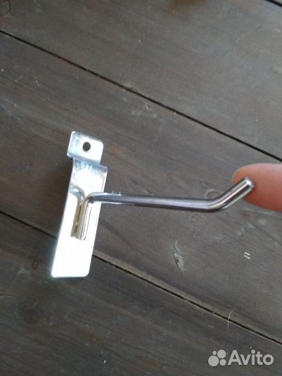 Крючки, уголки, замки для стекол