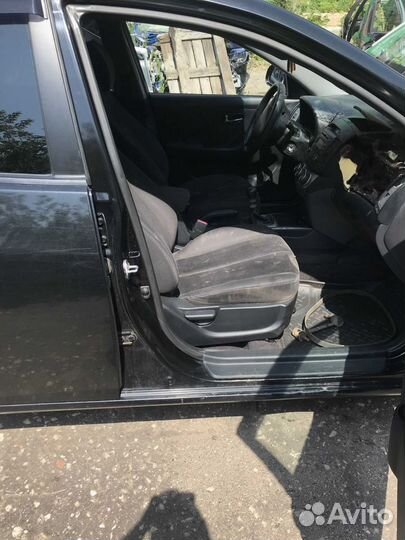 Пороги правый левый Hyundai Elantra 4 HD