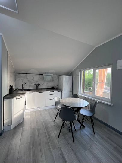 3-к. квартира, 68 м², 2/2 эт.