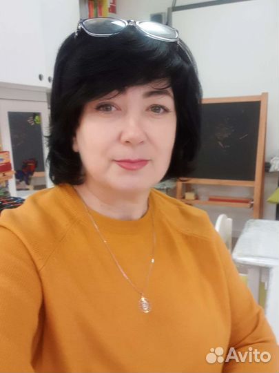 Воспитатель