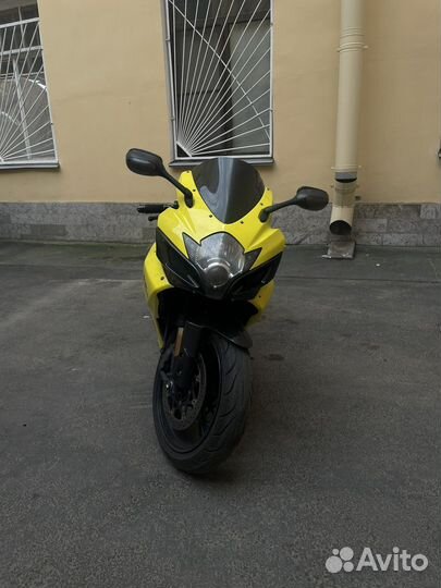 Suzuki GSX-R 750 k6