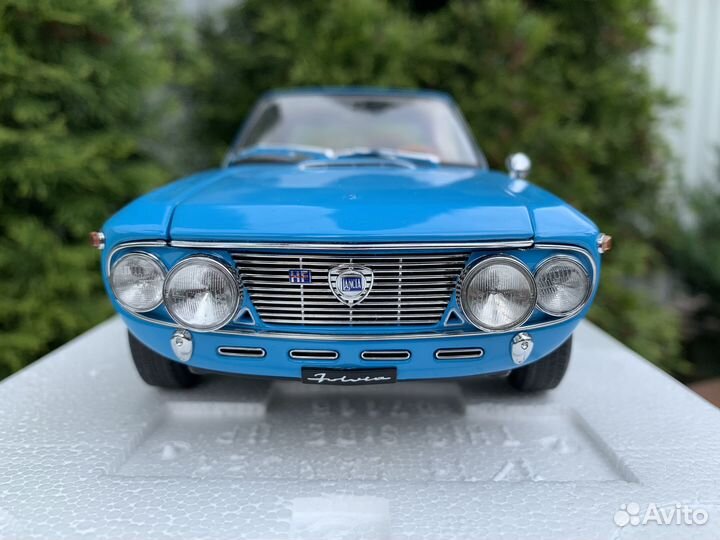 1/18 AutoArt Lancia Fulvia 1.6HF fanalone