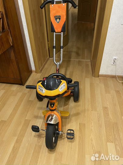 Детский велосипед с ручкой lamborghini