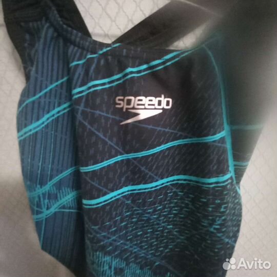 Купальник для девочки новый р 152