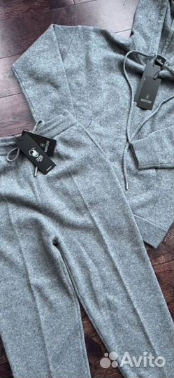 Кашемировый костюм новый спорт