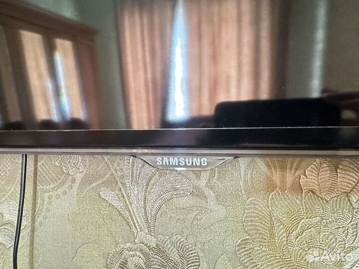 Телевизор samsung