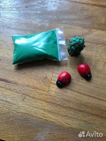 Муравьиная ферма с муравьями