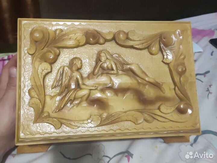 Шкатулка из дерева ручной работы