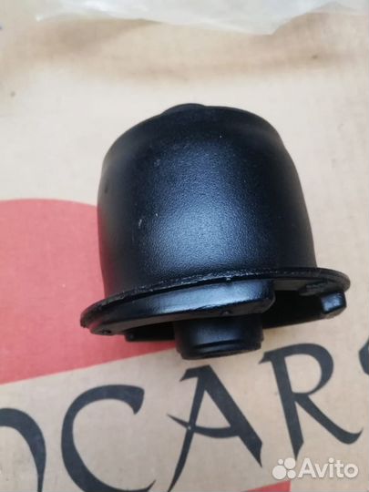 Сайлентблок задней балки Toyota Yaris aamto1110